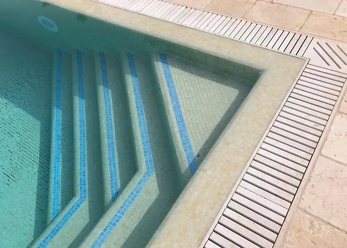 Trullo Canonico 度假居 蒙塔尔巴诺