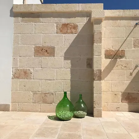 Trullo Canonico * Montalbano (Apulia)